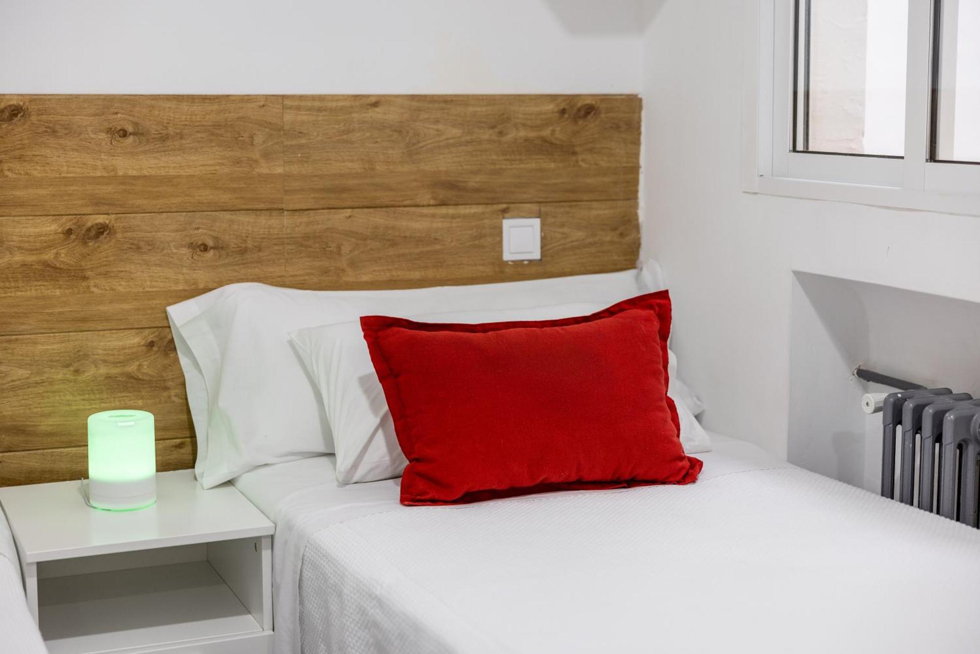 Los Apartamentos Jacinto Benavente Centro Madrid Dış mekan fotoğraf