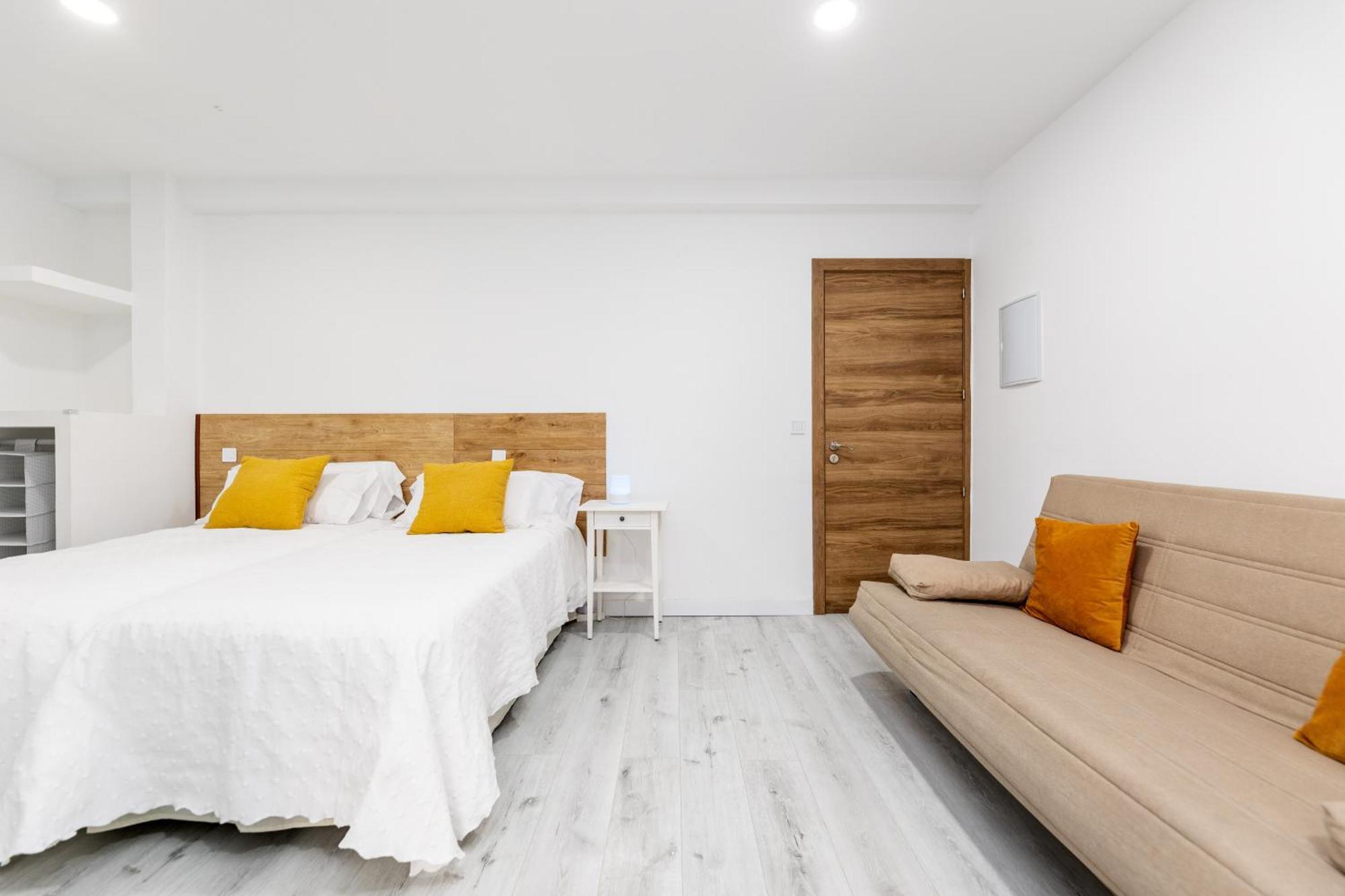 Los Apartamentos Jacinto Benavente Centro Madrid Dış mekan fotoğraf