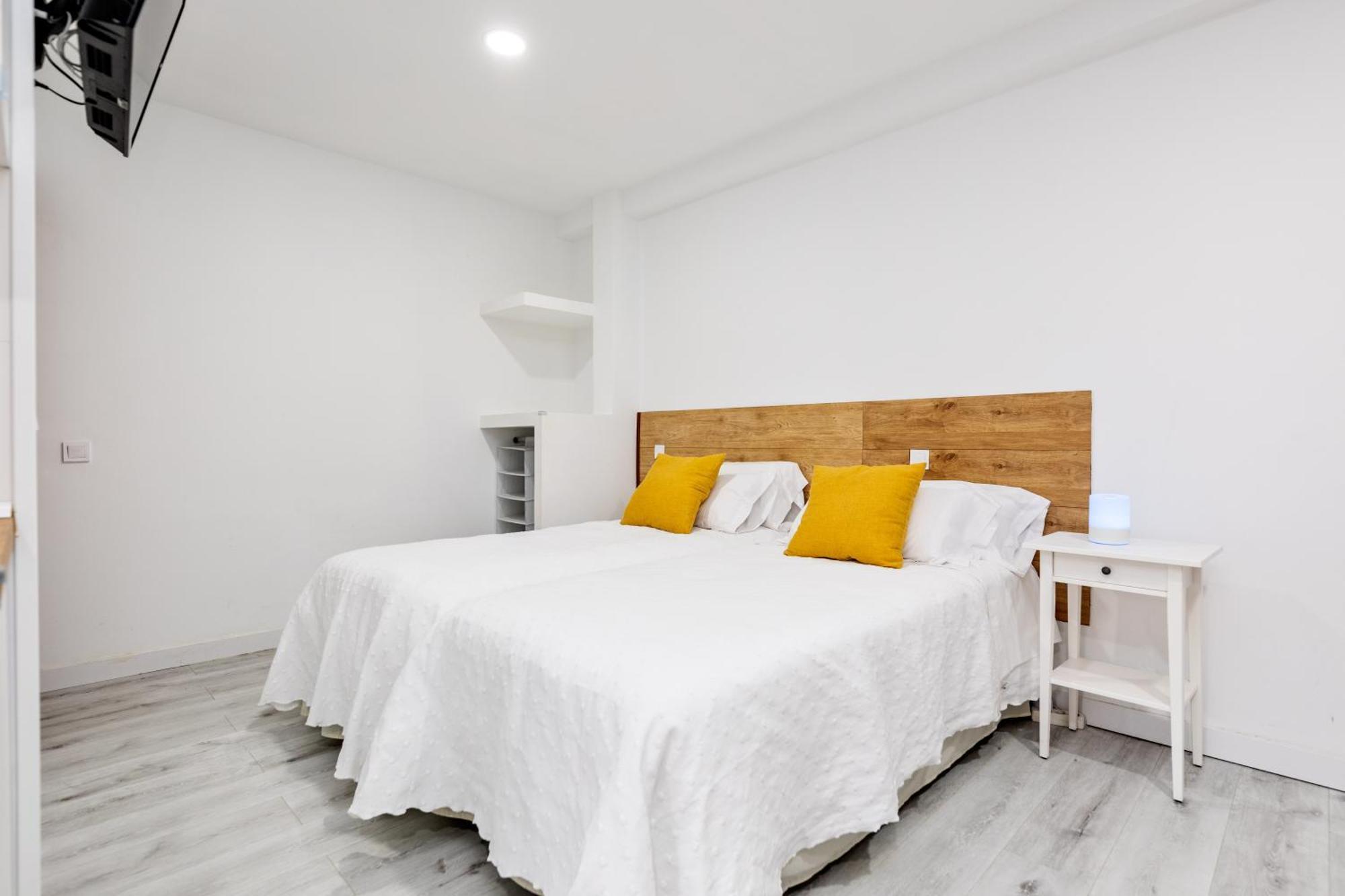 Los Apartamentos Jacinto Benavente Centro Madrid Dış mekan fotoğraf