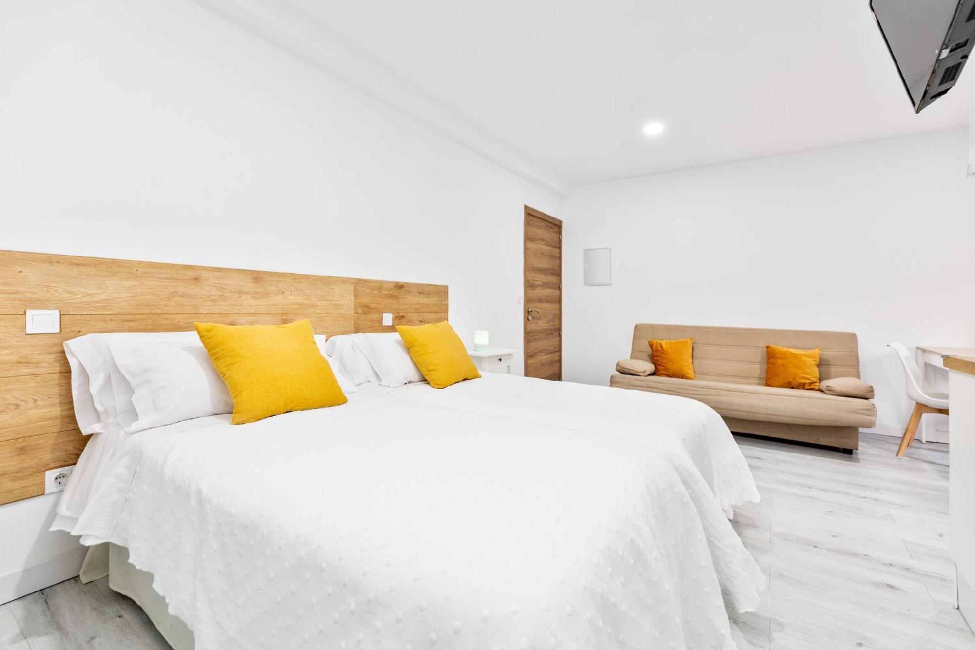Los Apartamentos Jacinto Benavente Centro Madrid Dış mekan fotoğraf